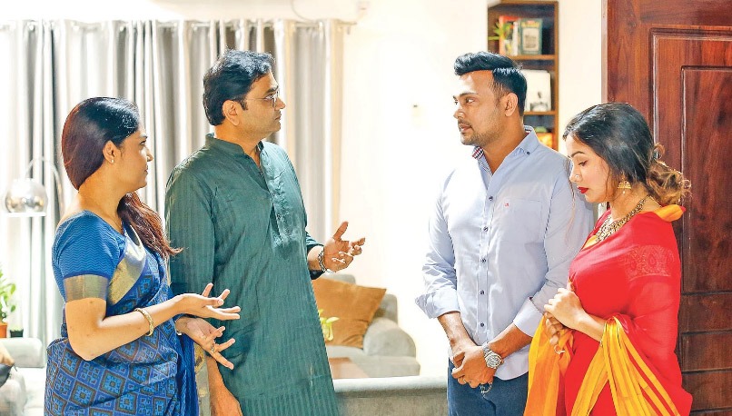 মা-বাবার অমতে বিয়ে 2021