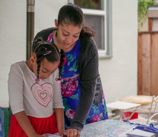 Girls Get Fewer Offers If They’re Not “Domestic” — Is This Still True? Girls Get Fewer Offers If They're Not "Domestic" — Is This Still True?