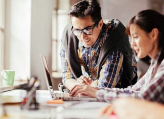 Is “Extra Effort” Harmful When Building Relationships? Is "Extra Effort" Harmful When Building Relationships?